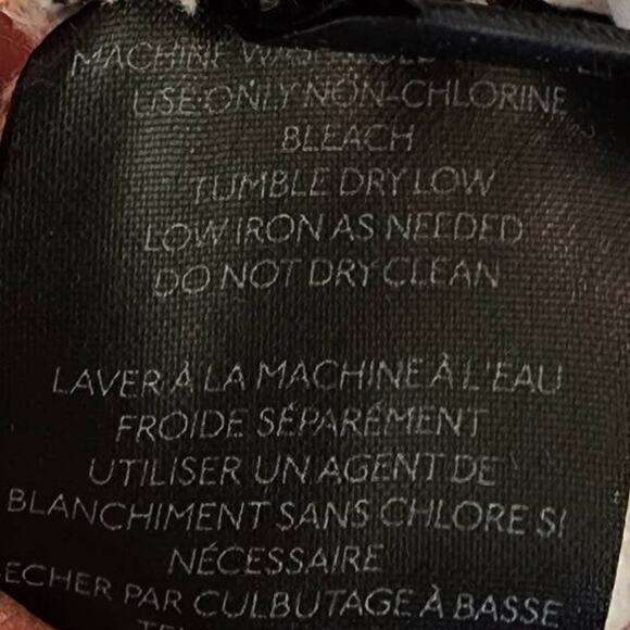 Colorful Floral BDG Jeans, Size 26, Urban Outfitters Vibes, Soft Suede Texture - Picture 7 of 10